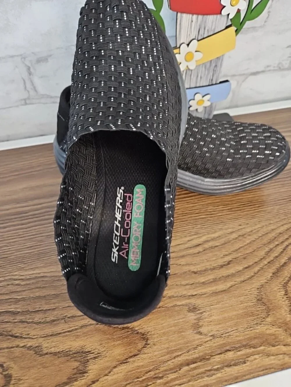 Skechers women's Canvas slip on sneakers air cooled memory foam black size 9
